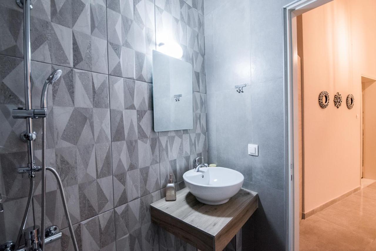 Christi Iuxury Apartment Preveza Bagian luar foto