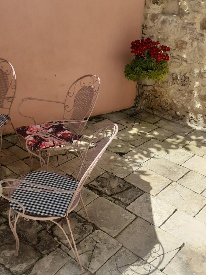 Christi Iuxury Apartment Preveza Bagian luar foto